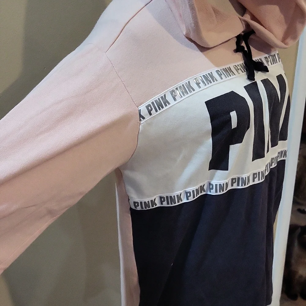 Victoria's Secret PINK Hoodie - Picture 2 of 12